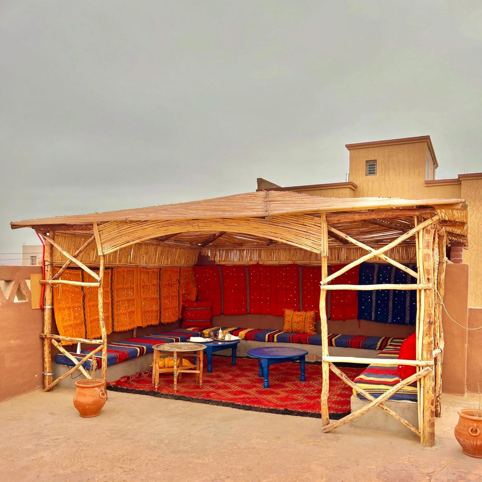 Riad Hassi Labied 梅尔祖卡 外观 照片