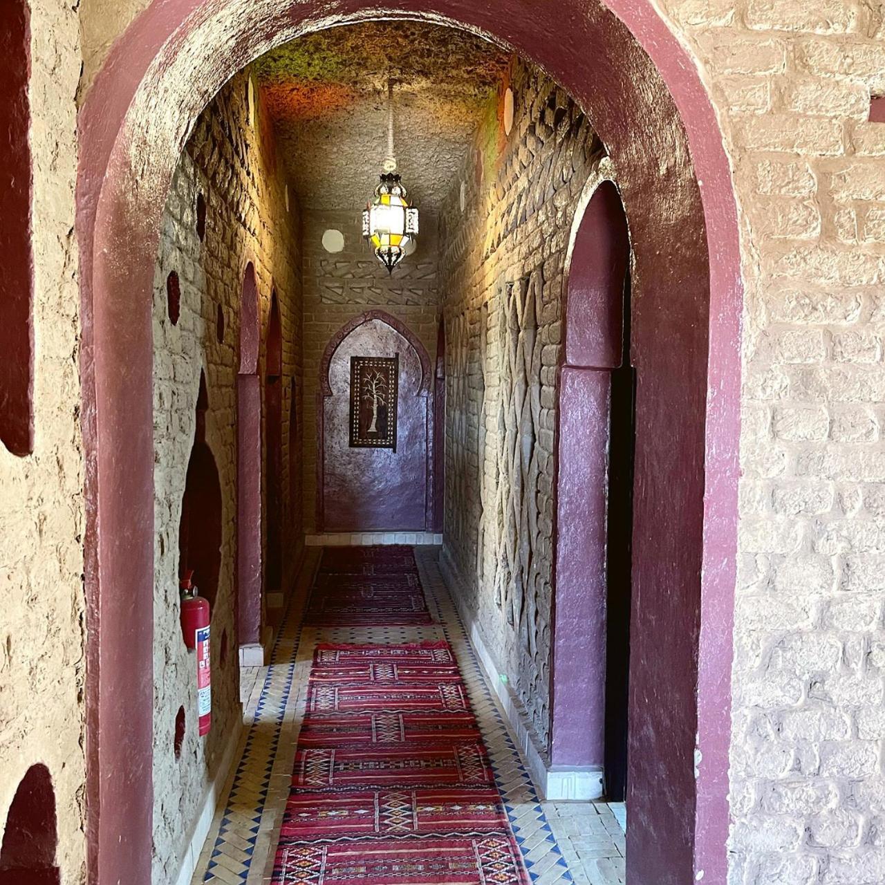 Riad Hassi Labied 梅尔祖卡 外观 照片